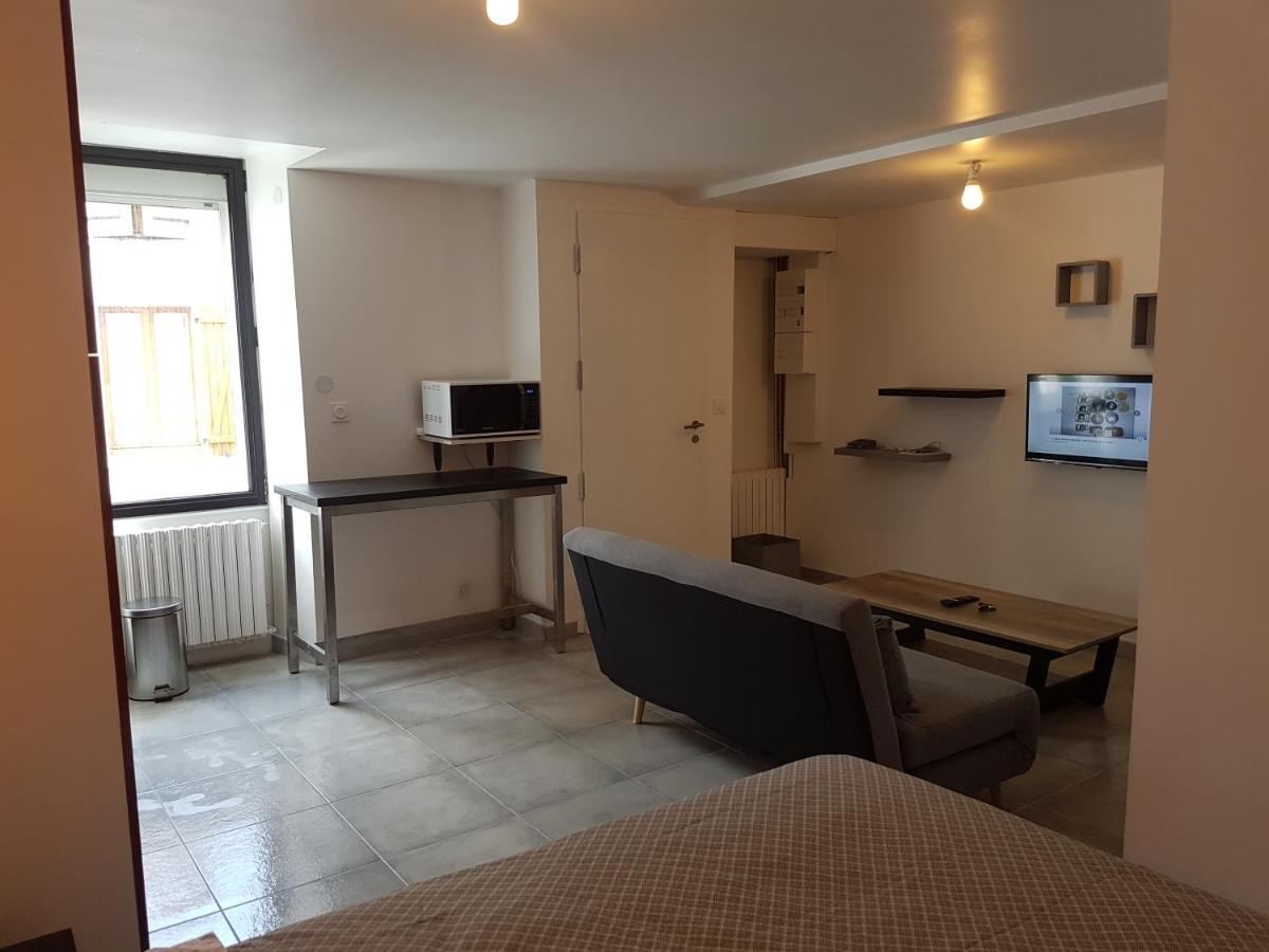 30 M2 *
